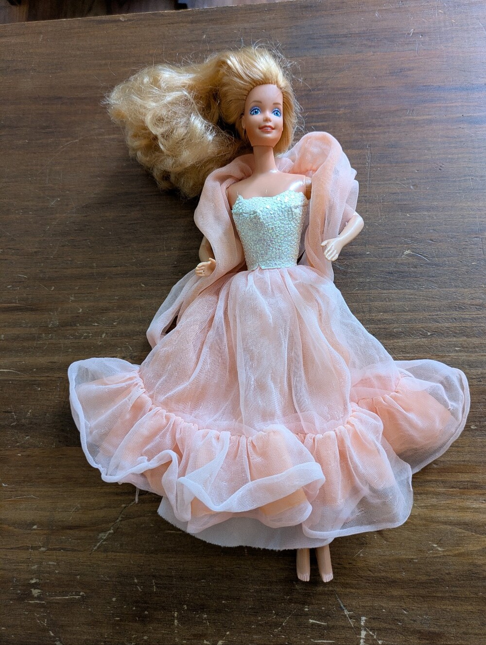 Barbie Peaches N Cream Doll With Gown And Stole, Vintage 1985/1986